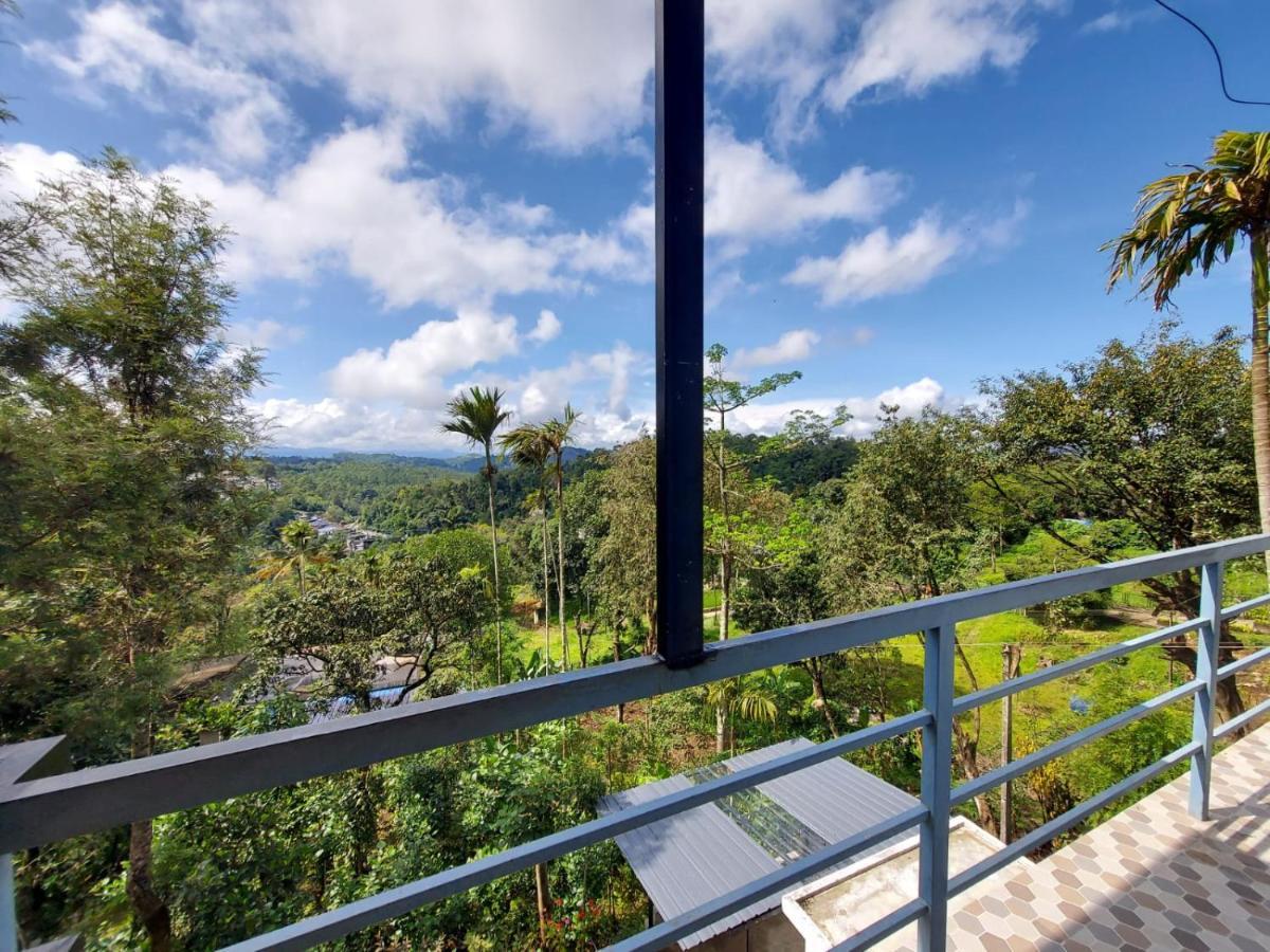 Greenpepperhomestay Munnar Anaviratty Bagian luar foto