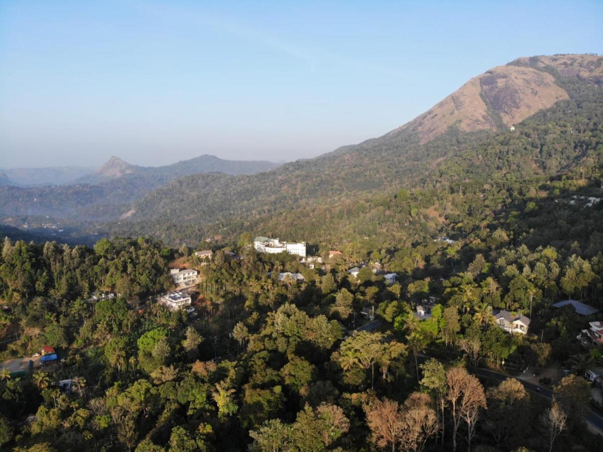 Greenpepperhomestay Munnar Anaviratty Bagian luar foto