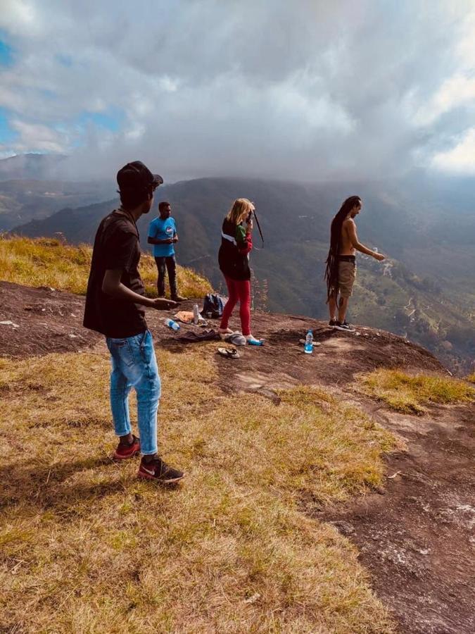 Greenpepperhomestay Munnar Anaviratty Bagian luar foto
